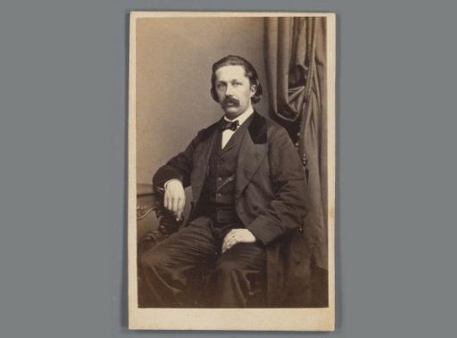 Portrait of an unknown man from the family and circle of Eugene van Delden and Belle van Delden-Denninghof Stelling