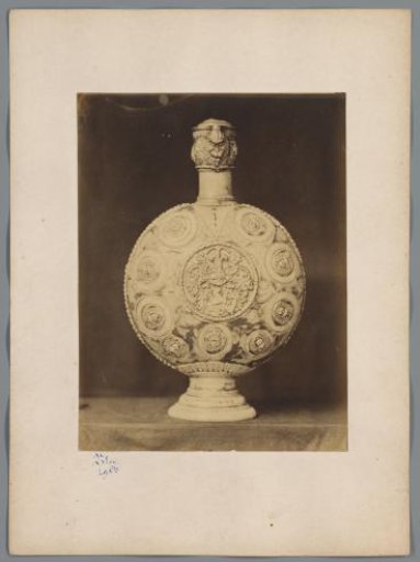 Earthenware vase from the collection of W. de Weckherlin