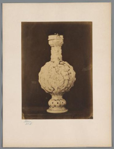 Earthenware vase from the collection of W. de Weckherlin