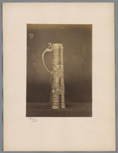 Earthenware vase with handle from the collection of W. de Weckherlin