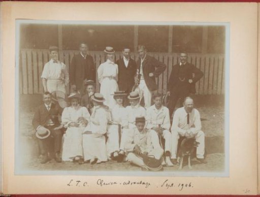 Group at tennis club L.T.C. Quick-Advantage, Gerard Aalbersberg seated on the left