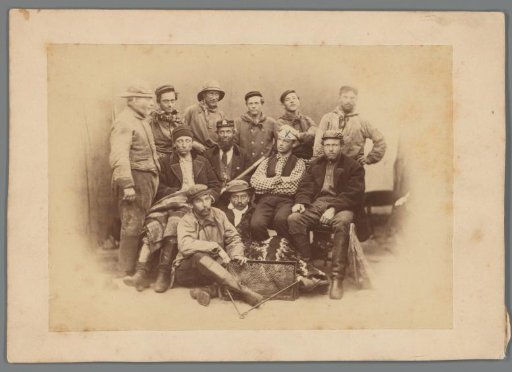 Group portrait with Dirk van Haren Noman and eleven men during a 'North Sea reception'