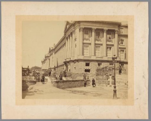Barricades during the Commune in Paris
