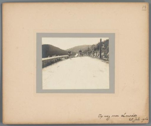 Cyclists on their way to Lourdes
