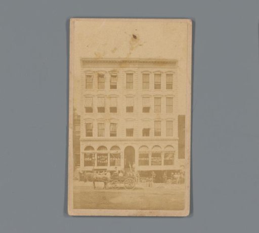 Advertisement for the fruit trade of S.W. Gergory with view of his shop in Hartford, Connecticut