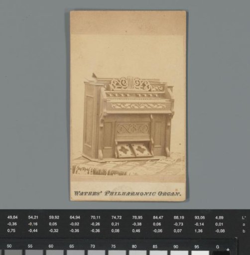 Advertisement for a harmonium by Waters' Philarmonic Organ