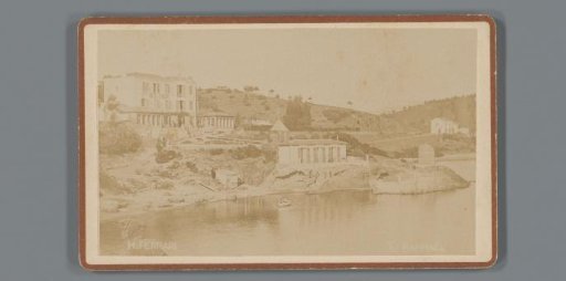 Advertisement with a view of the Hotel Drevet in Saint-Raphael