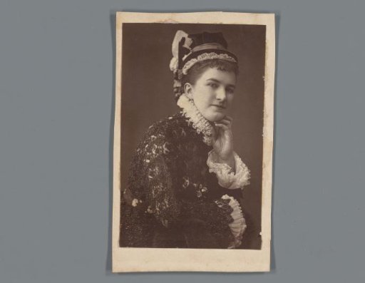 Portrait of Nelly Bromley, advertisement for piano dealer Francis Hodges in Clifton