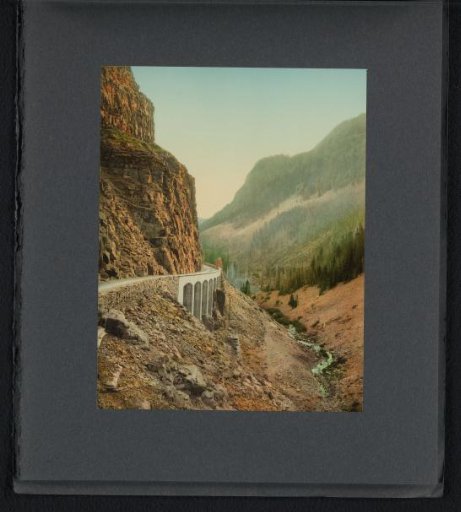 View of the Golden Gate entrance in Yellowstone National Park