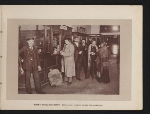 Migrants at the Currency Exchange in New York