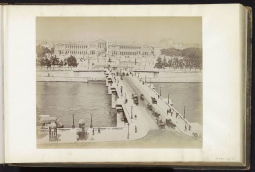 View of Place de la Concorde and the Pont de la Concorde in Paris