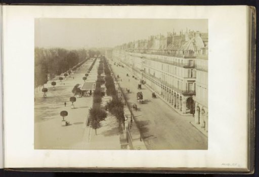 View of the Rue de Rivoli and the Jardin des Tuileries in Paris