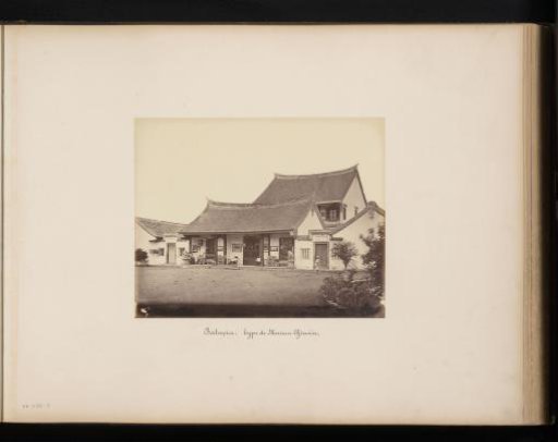 View of a Chinese residence of the Major-Chinese Khouw Yaouw Kee, on the Molenvliet in Batavia