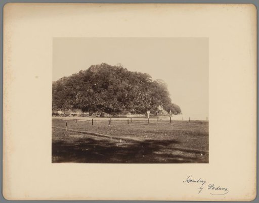 View of the Apenberg, Padang