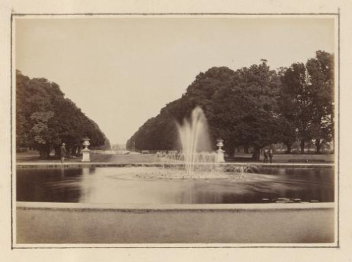 Pond at Hampton Court Palace