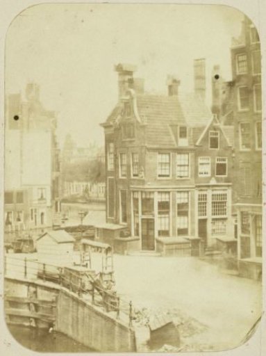 View of the corner of the Muntplein and the Reguliersbreestraat in Amsterdam from the photographer's house