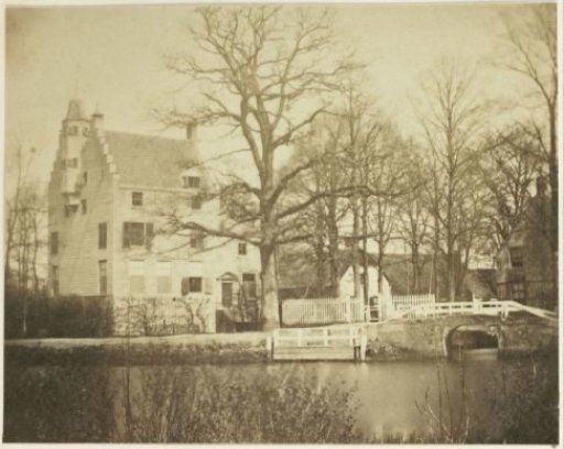View of House Oudaan along the Vecht