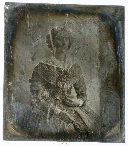 Portrait of Netje Asser-Asser, Sister of the Photographer