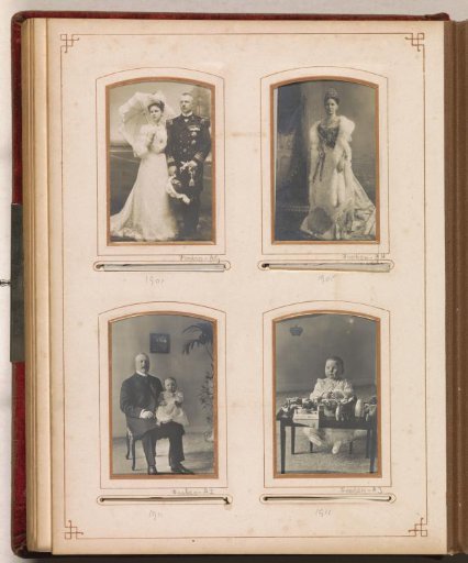 Portrait of Queen Wilhelmina with fan and diadem