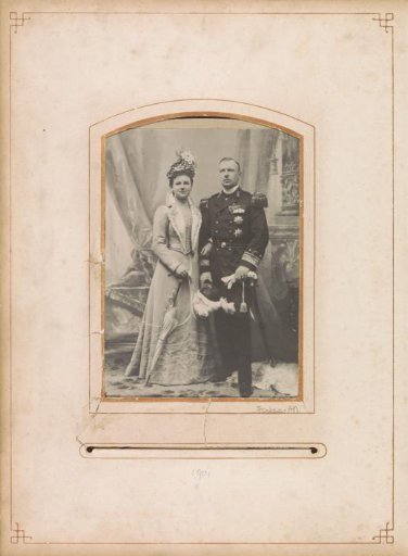 Portrait of Queen Wilhelmina and Prince Hendrik in the uniform of a Rear-Admiral