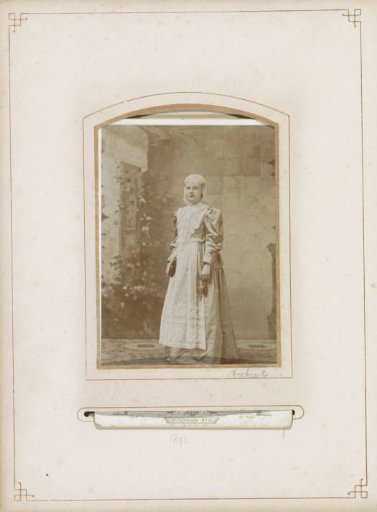 Portrait of Princess Wilhelmina in Frisian costume
