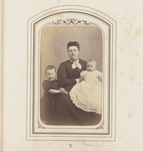 Portrait of a woman with two children, Jette, Augusta and Bartina Harmens, the baby wearing a christening gown