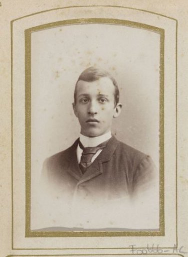 Portrait of a young man, identified as H.[...] de Vries