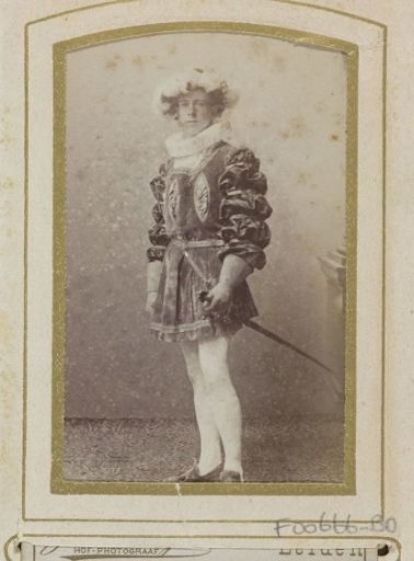 Portrait of Jan Gerritzen in costume with a sword