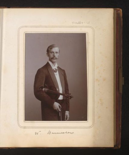 Portrait of Willy Burmester with violin