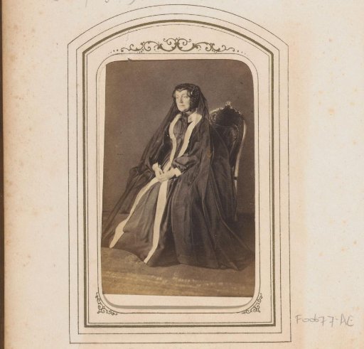 Portrait of Elisabeth Ludovika of Bavaria