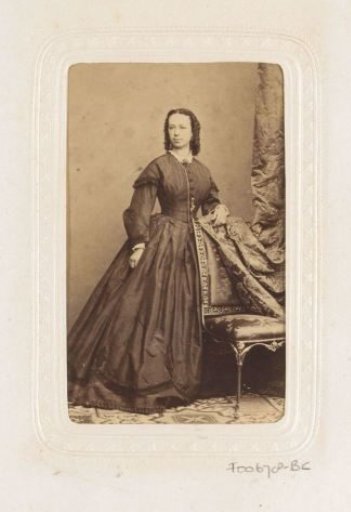 Portrait of a standing woman