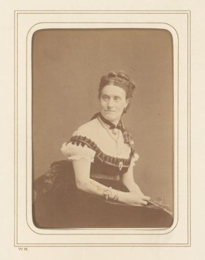 Portrait of Louise Michaeli, seated actress