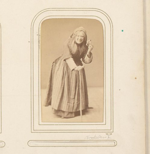 Portrait of Betty Almlöf in the role of old woman