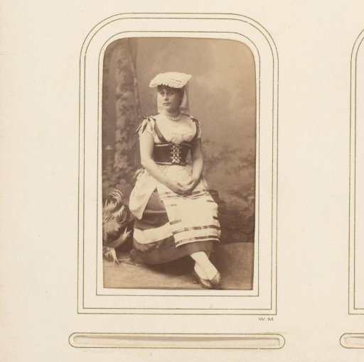 Portrait of Gerda Grönberg-Rove in costume