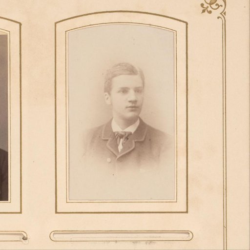 Portrait of a young man, identified as Oscar Visser