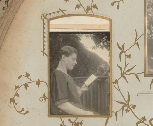 Portrait of a reading woman