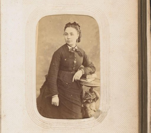 Portrait of a young woman