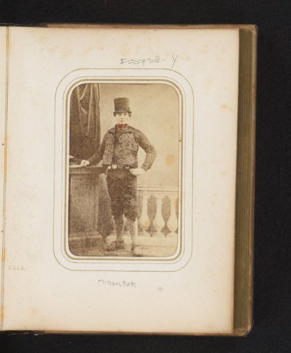 Portrait of a man in traditional dress of Middelburg, Zeeland