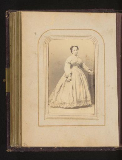 Portrait of a standing woman