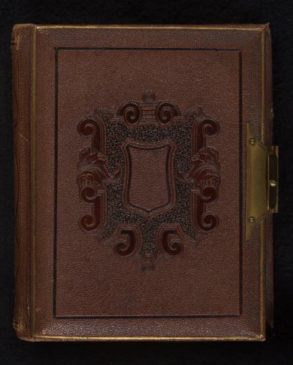 Travel album Bath with music box