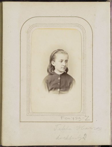 Portrait of a girl designated as Tekla Harras daughter