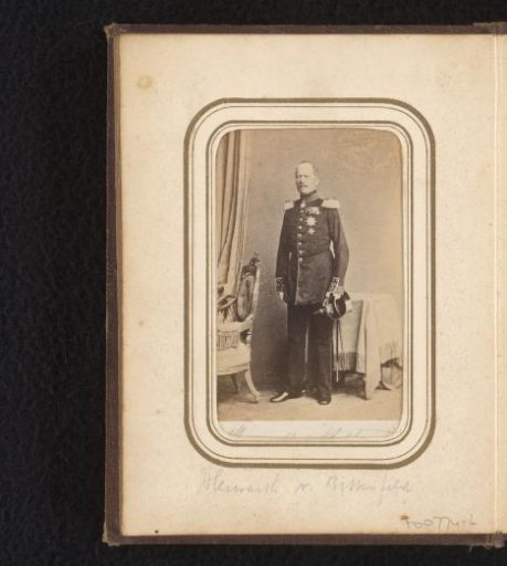 Portrait of Karl Eberhard Herwarth von Bittenfeld in uniform