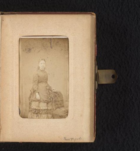 Portrait of a standing woman