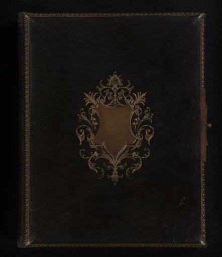 Dutch family album with 106 photographs