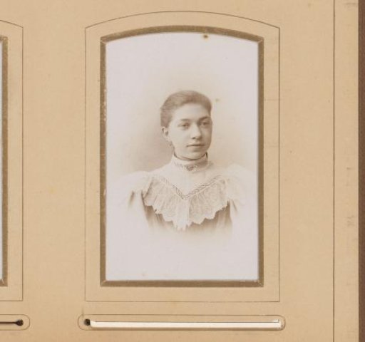 Portrait of Coba Roos
