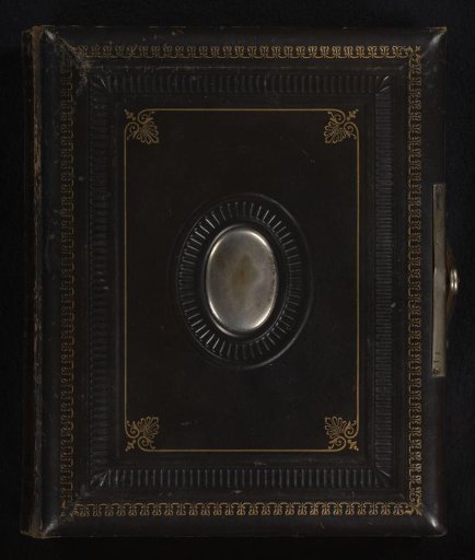 Dutch and South African family album with 66 photographs