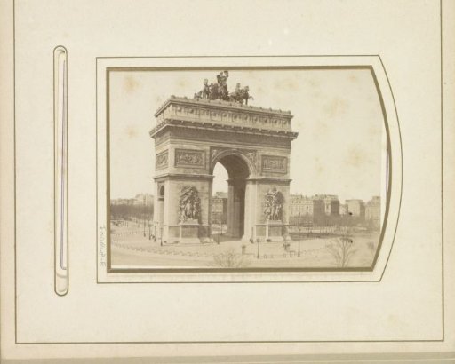 Arc de Triomphe in Paris