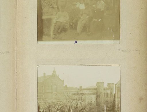 Group portrait of uniformed men and women in a garden in Oslebshausen