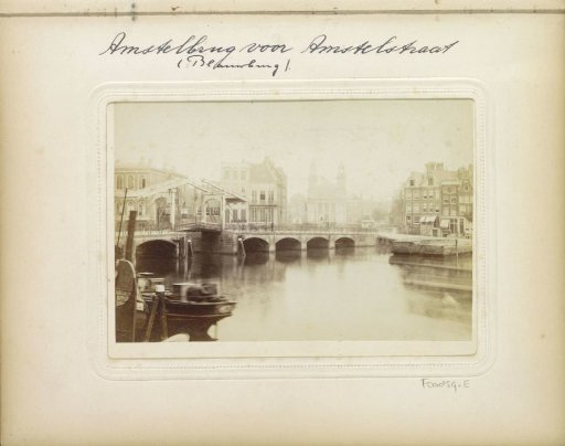 View of the Amstelbrug with the Mozes- and Aäronkerk in the background