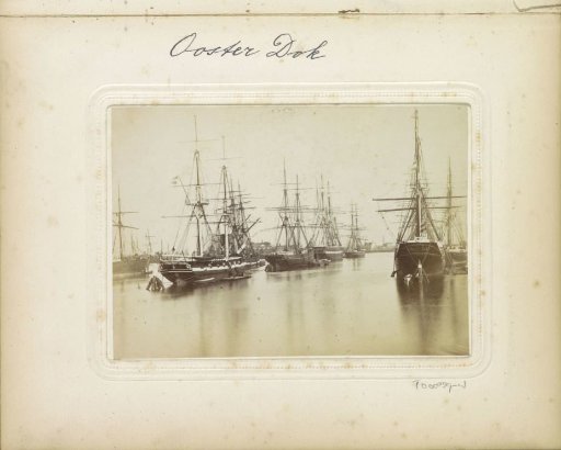 Ships at anchor in the Oosterdok